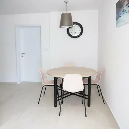 Apartment Spomax Pag Town