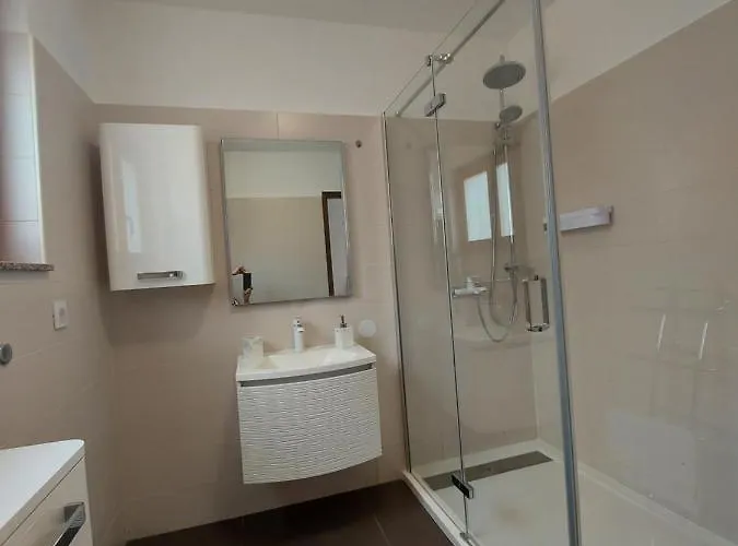 Spomax Apartamento Pag Town